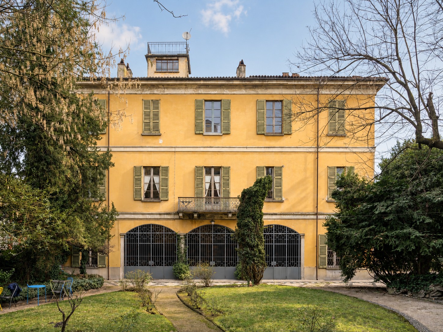 Palazzo Nay visto dal giardino